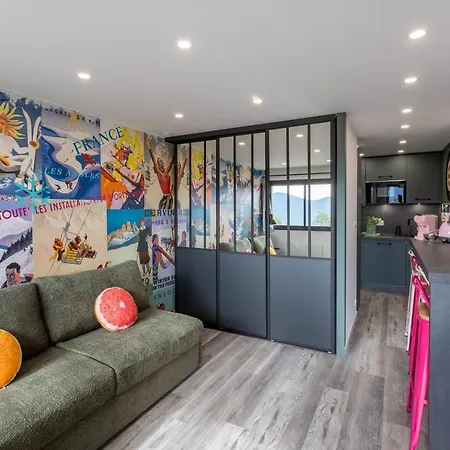 Arthurine - Pour 4 Aux Angles